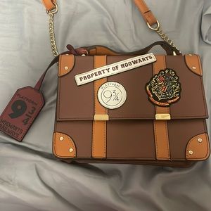 Brown body cross bag